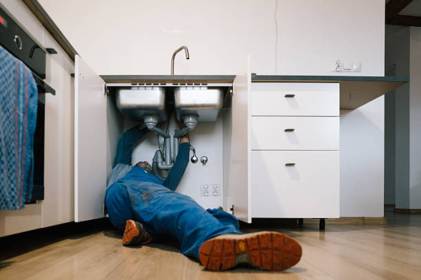 Professional Plumbing technician working in Jersey, GA